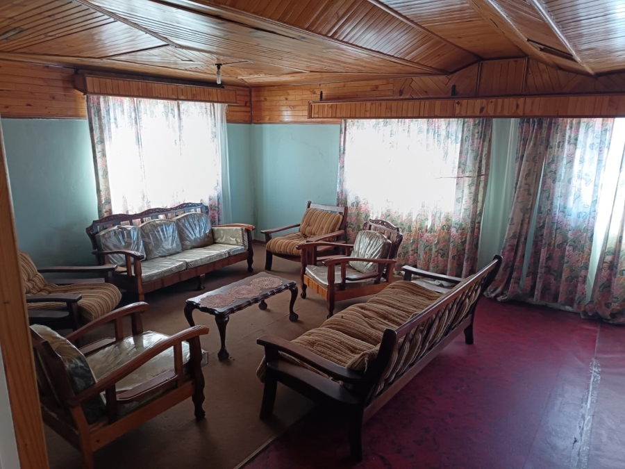 2 Bedroom Property for Sale in Mofulatshepe Free State